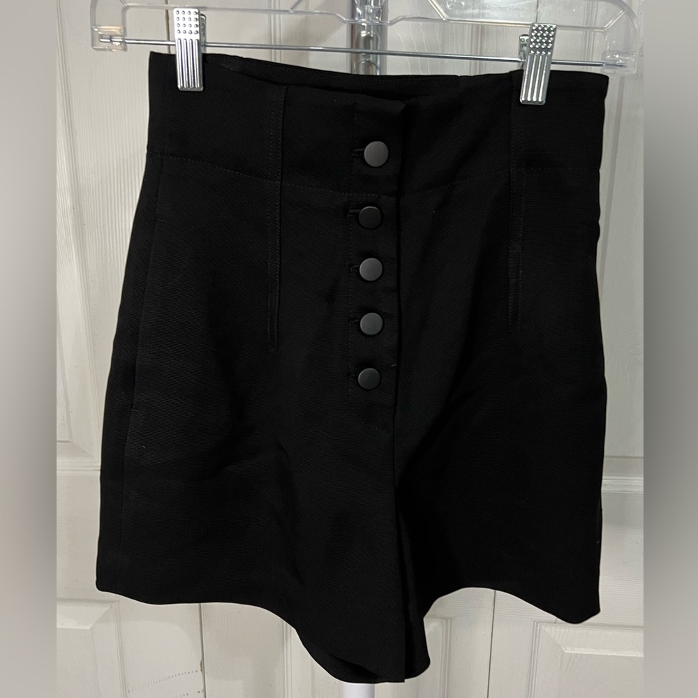 Aritzia Wilfred le fou Black High Rise Button Up Shorts Size 0
